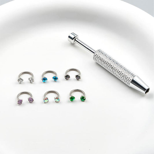 Conjunto de 7 peças com ótimo custo-benefício 18G (1,0 mm) – Aros de nariz de cavalo de 8 mm com rosca interna e pedras decorativas 💎