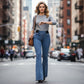🥳PROMOÇÃO QUENTE 2026🥳MAIS DE 50 MIL VENDIDOS!👖 50% DE DESCONTO! Calças Jeans Flare de Cintura Alta Elástica – Controle abdominal suave, elastano confortável. Bota flare que valoriza o corpo. Perfeita para o dia a dia. 🌸