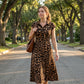 👗🐆 50% DE DESCONTO! Vestido feminino elegante com estampa de leopardo e gola lapela – Estiloso, modelador do corpo, perfeito para escritório, jantares e ocasiões especiais ✨
